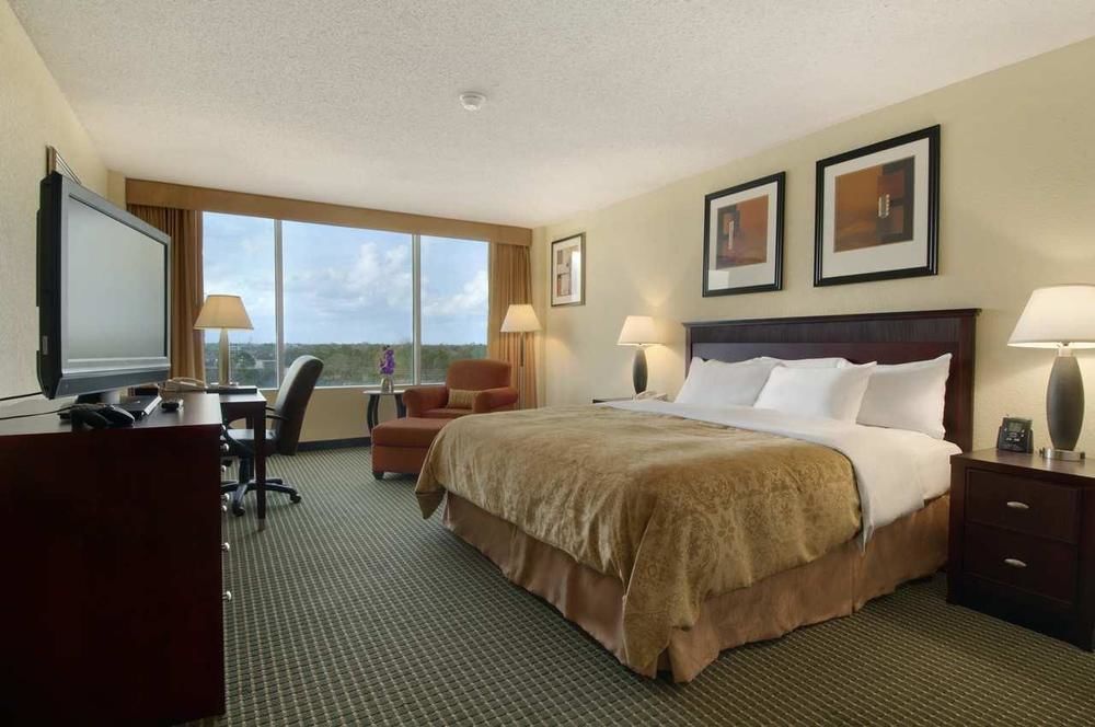 Travelodge By Wyndham Lafayette Esterno foto