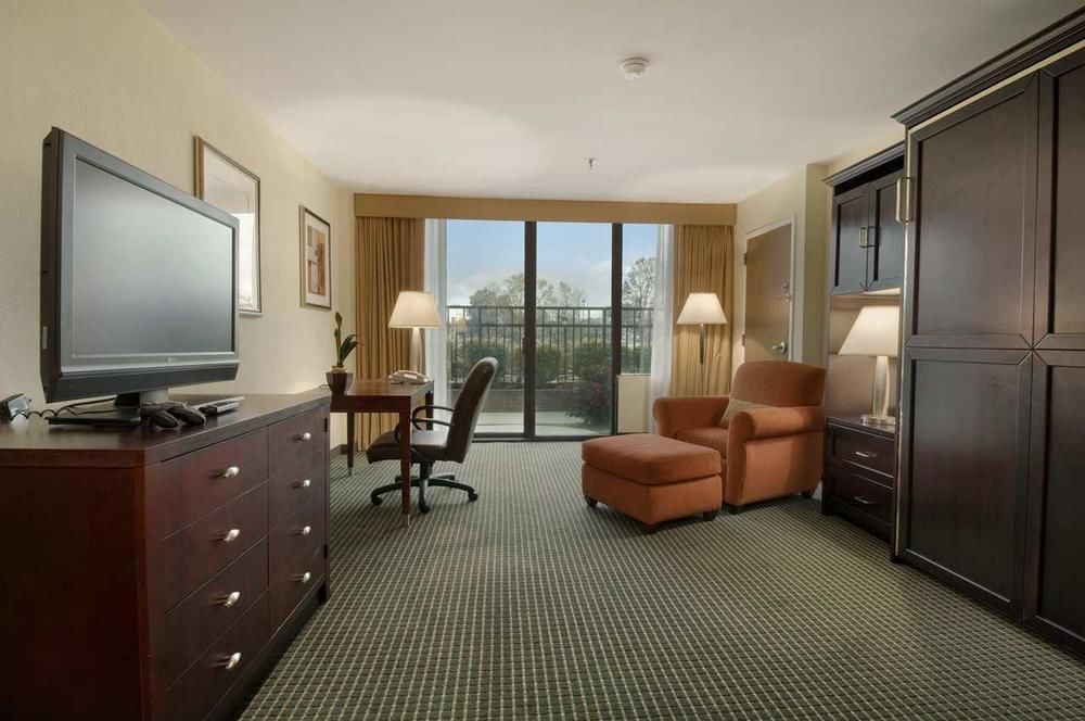 Travelodge By Wyndham Lafayette Esterno foto